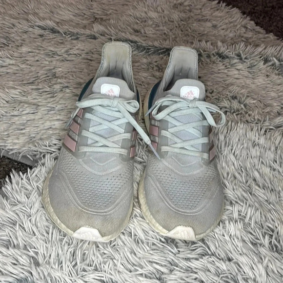 ADIDAS Ultraboost 21 Running Shoes - Picture 1 of 12